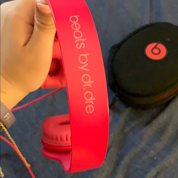 Beats by Dre - Picture 2 of 3